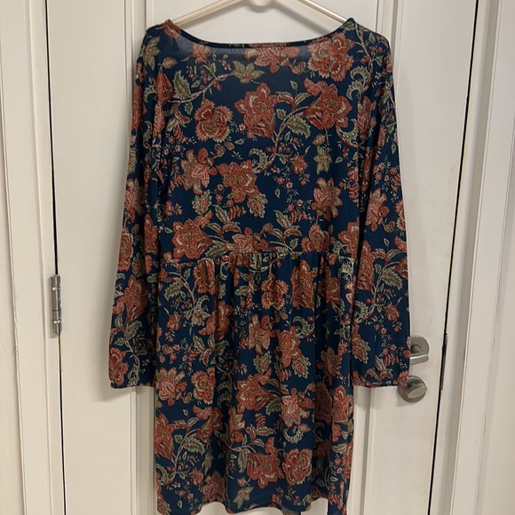 Super cute Hosiery Dress with Lace & long sleeves in Size L! Warm & very soft ! - Picture 7 of 8